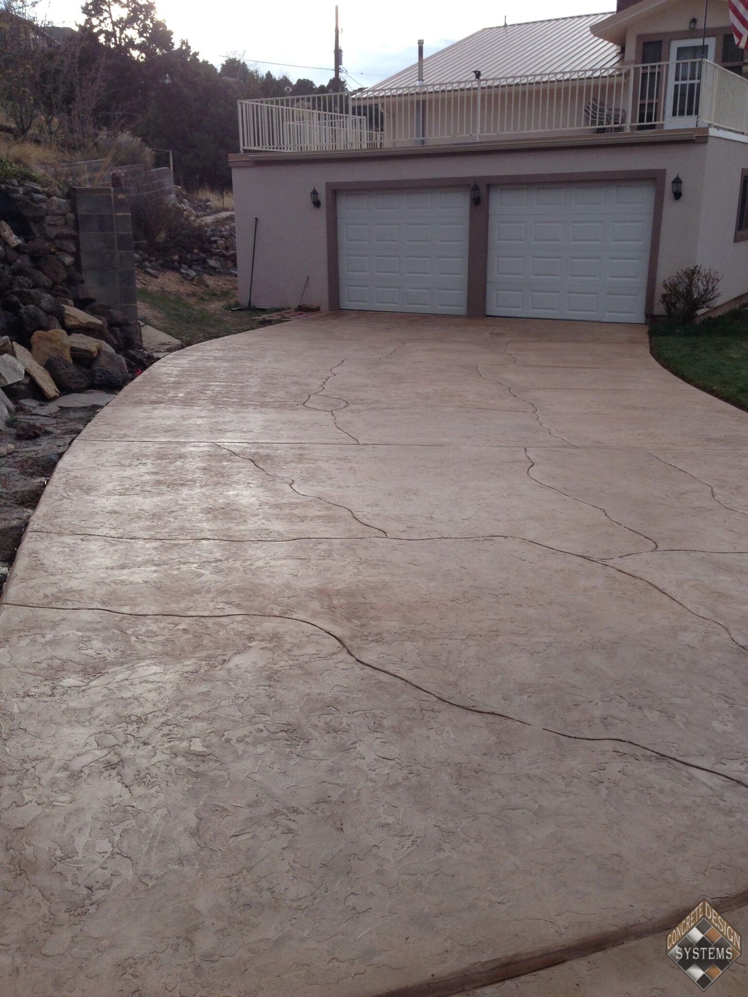 Textured-Sandstone-Driveway