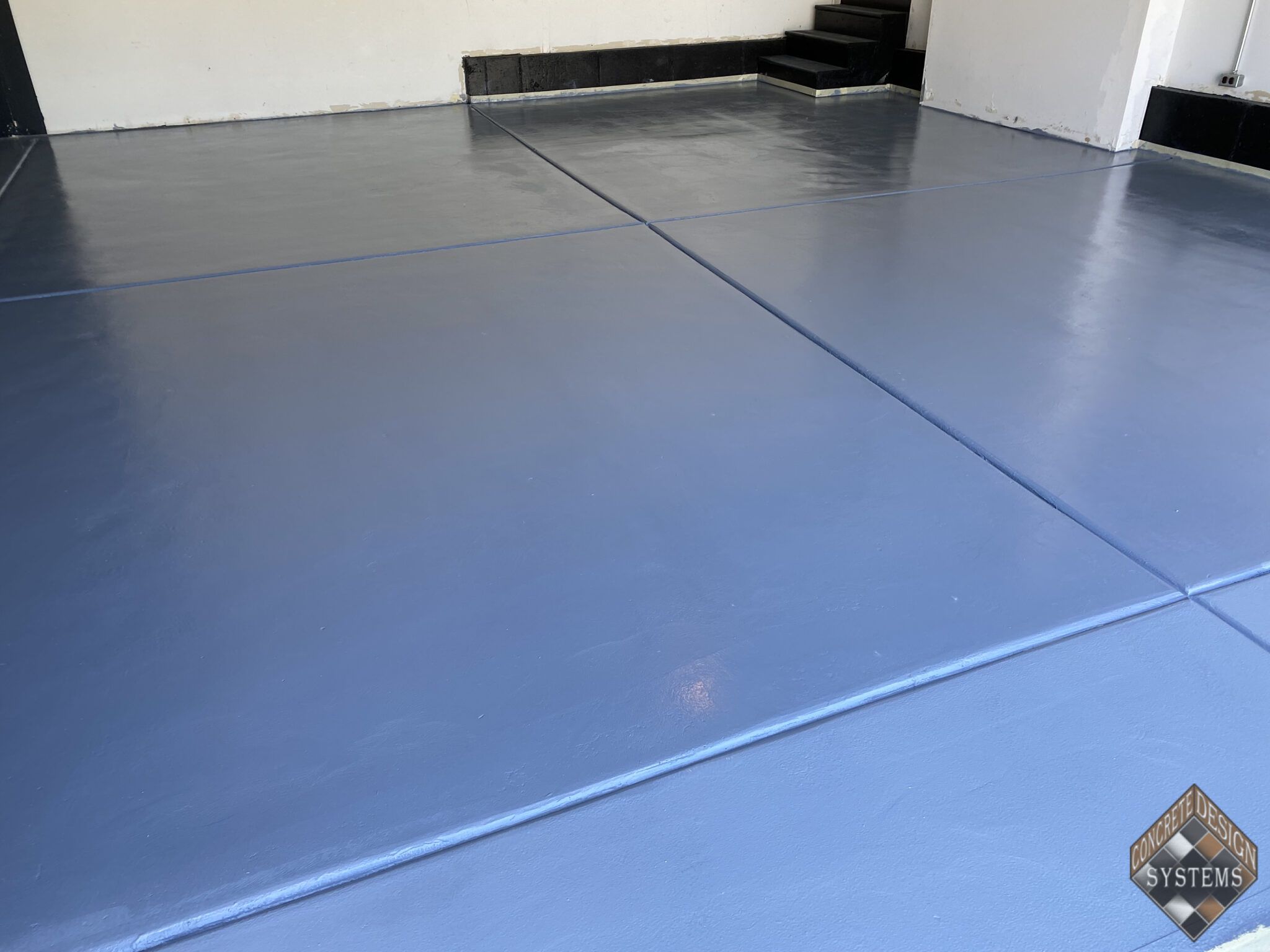 Medium Gray Solid Epoxy